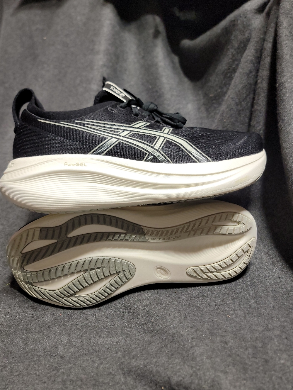 ASICS GEL-NIMBUS 27